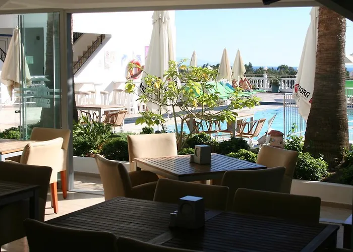 Lejlighedshotel Roadhouse 2*