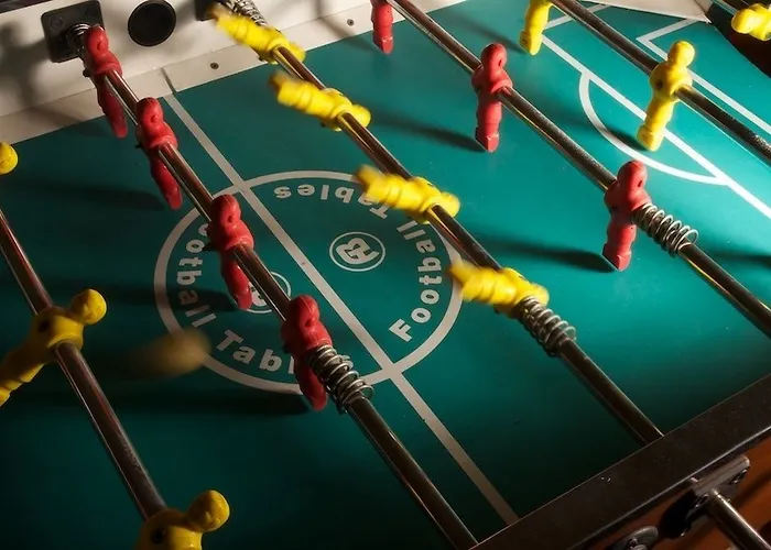 Roadhouse מלון דירות 2*